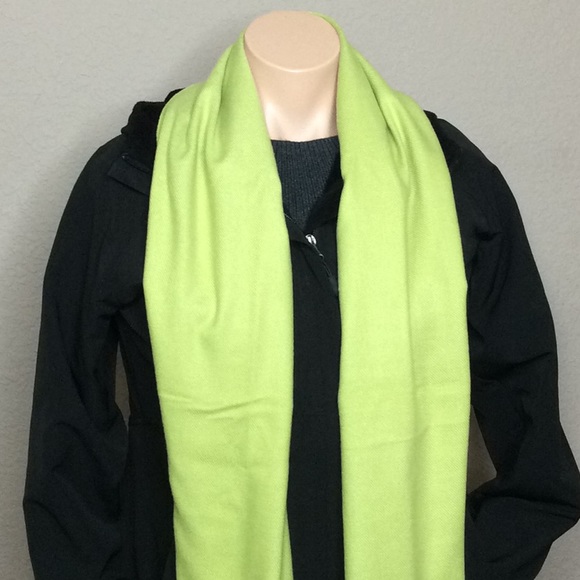 Cashmere Feel 100% Acrylic Scarf 12 X 72 Inches - Picture 3 of 13